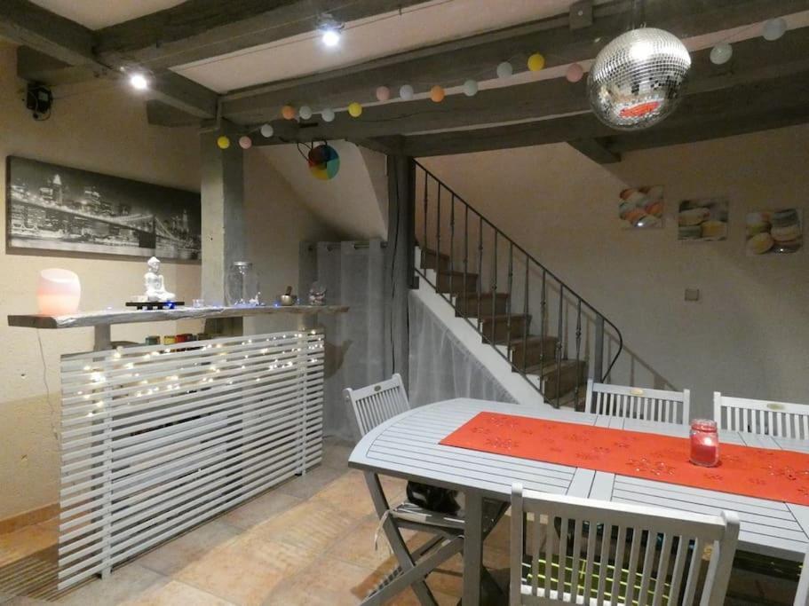 Maison De Charme Pres De Beauval Saint-Cyran-du-Jambot エクステリア 写真