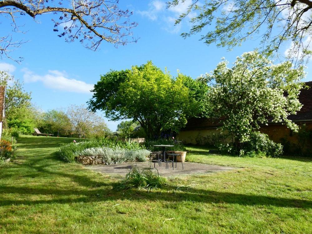 Maison De Charme Pres De Beauval Saint-Cyran-du-Jambot エクステリア 写真